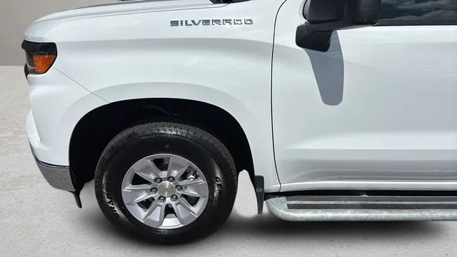 Used 2025 White Chevrolet WT image 31