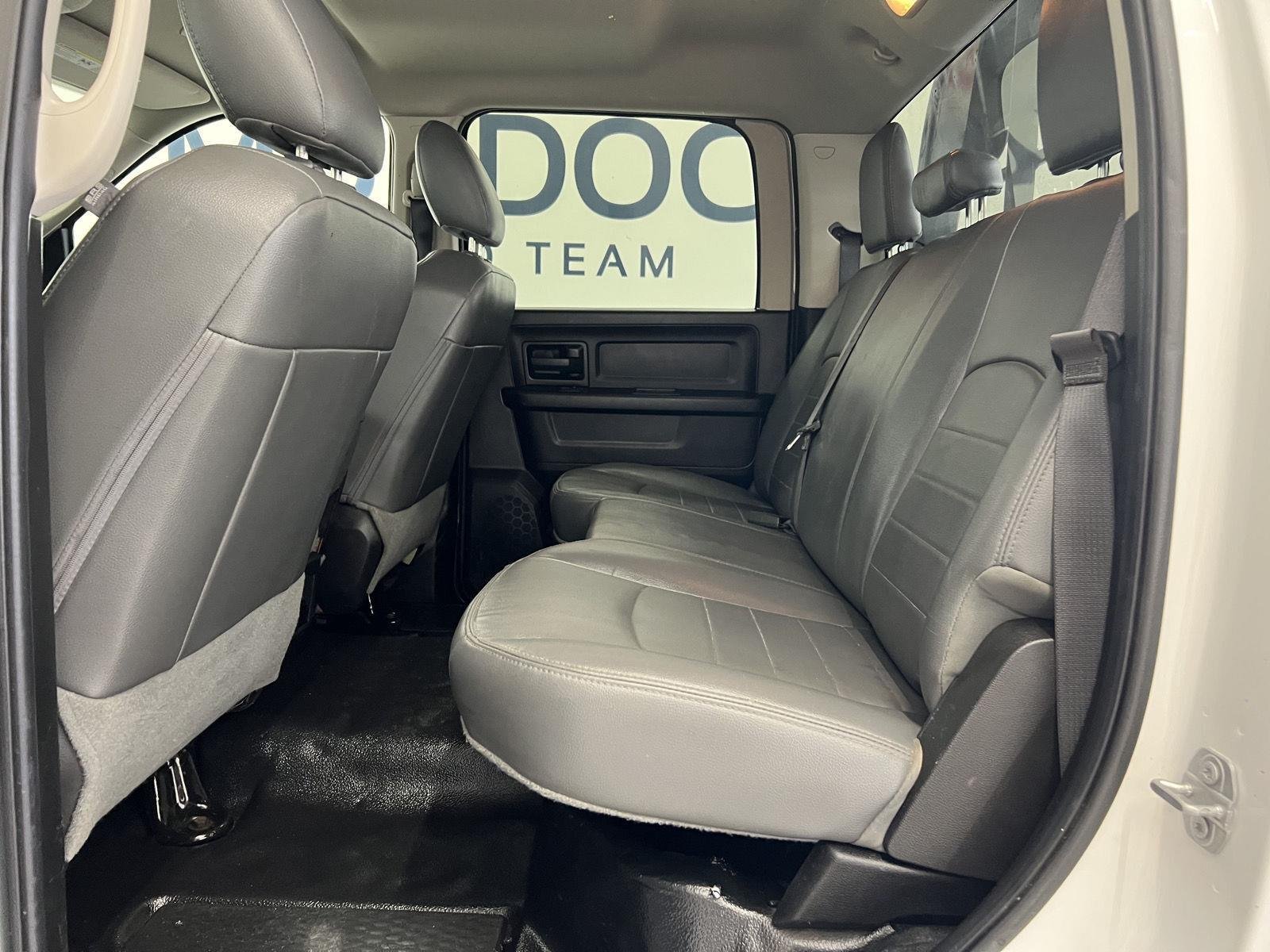 Used 2018 Bright White Clearcoat Ram Tradesman image 24