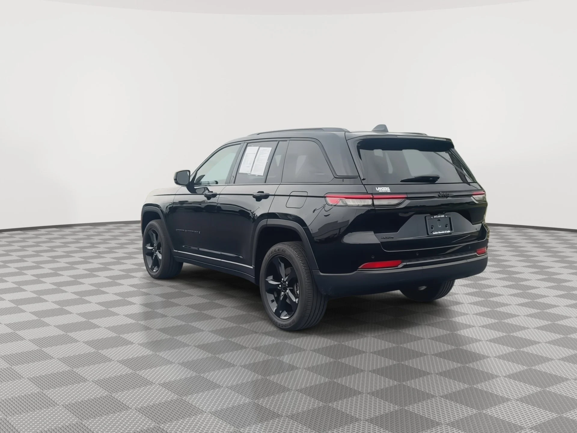 2023 Jeep Grand Cherokee Altitude - Photo 6