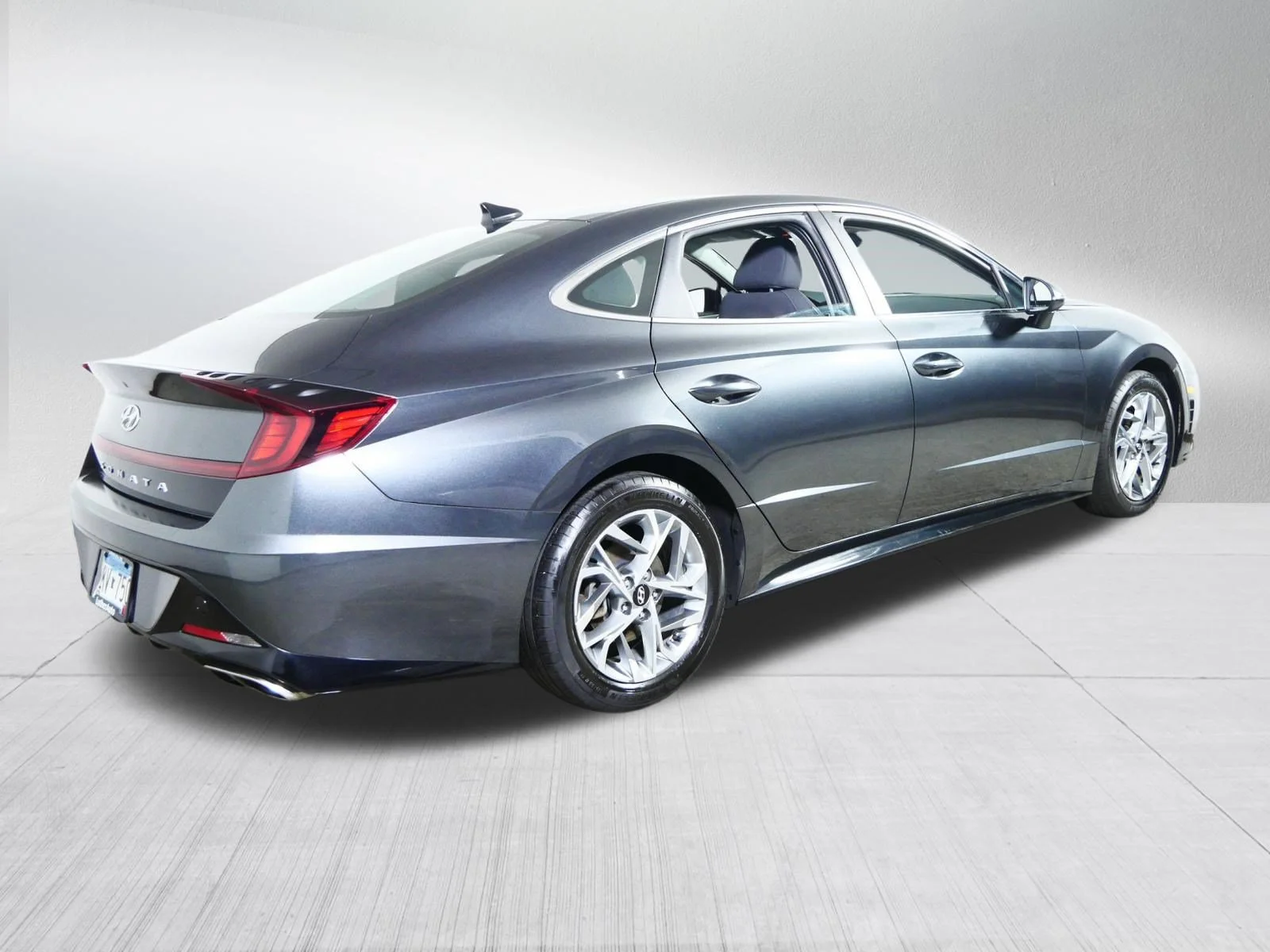 Used 2023 Portofino Gray Hyundai SEL image 7