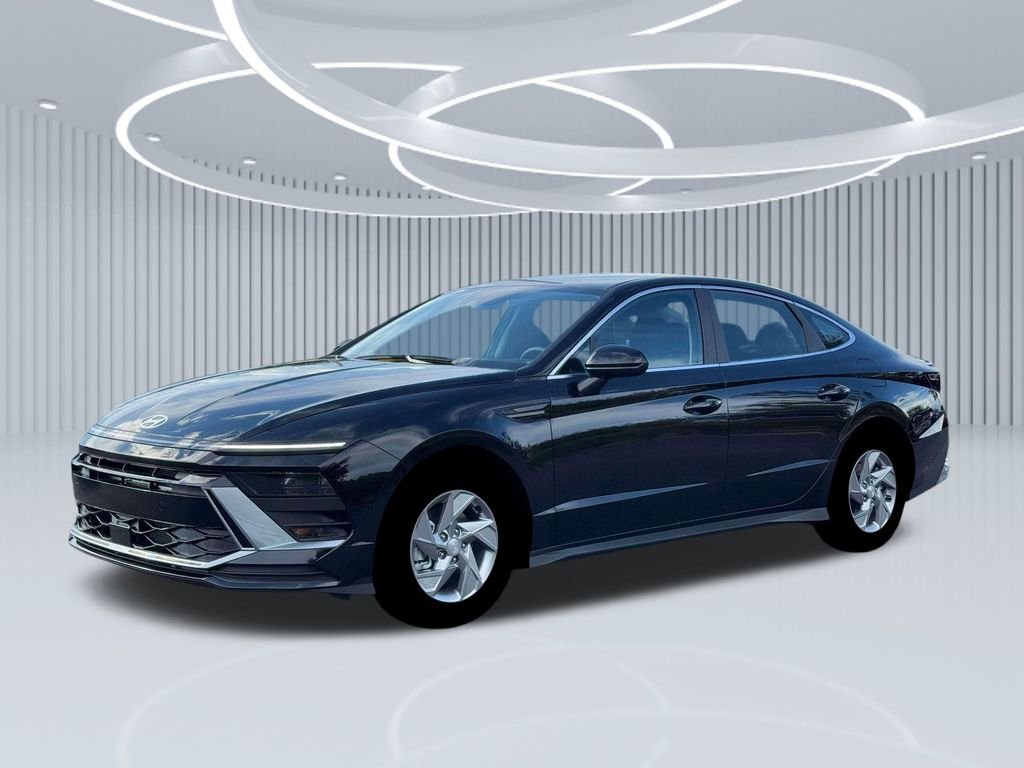 New 2026 Black Hyundai SE image 21
