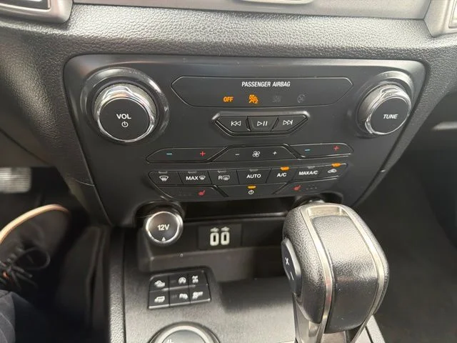 Used 2019 Gray Ford XLT image 20