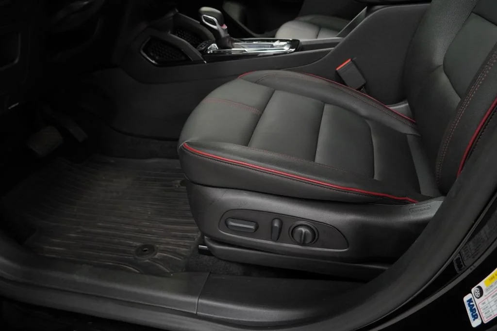 New 2026 Mosaic Black Metallic Chevrolet RS image 23