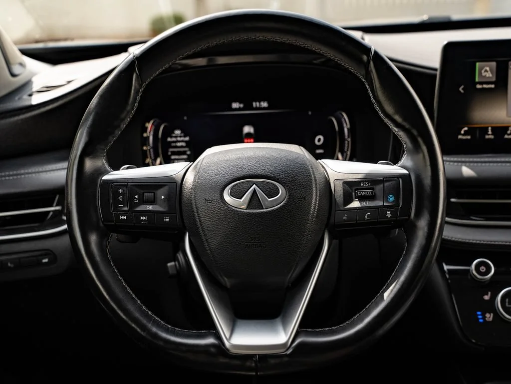 Used 2023 Moonbow Blue INFINITI Sensory image 43
