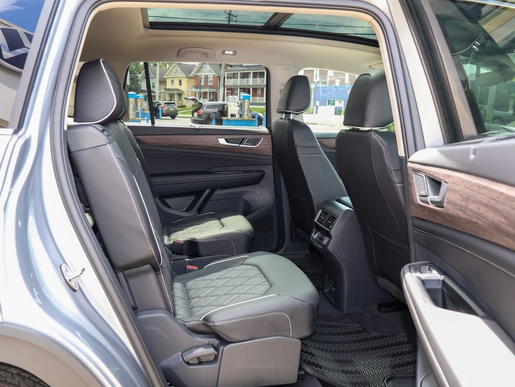 New 2026 Silver Volkswagen 2.0T SEL Premium R-Line image 34