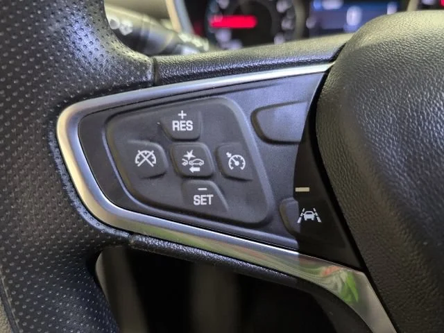 Used 2022 Summit White Chevrolet LT image 10