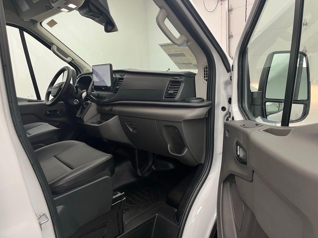 New 2026 White Ford Base image 23
