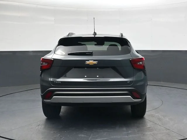 Used 2025 Gray Chevrolet LT image 5