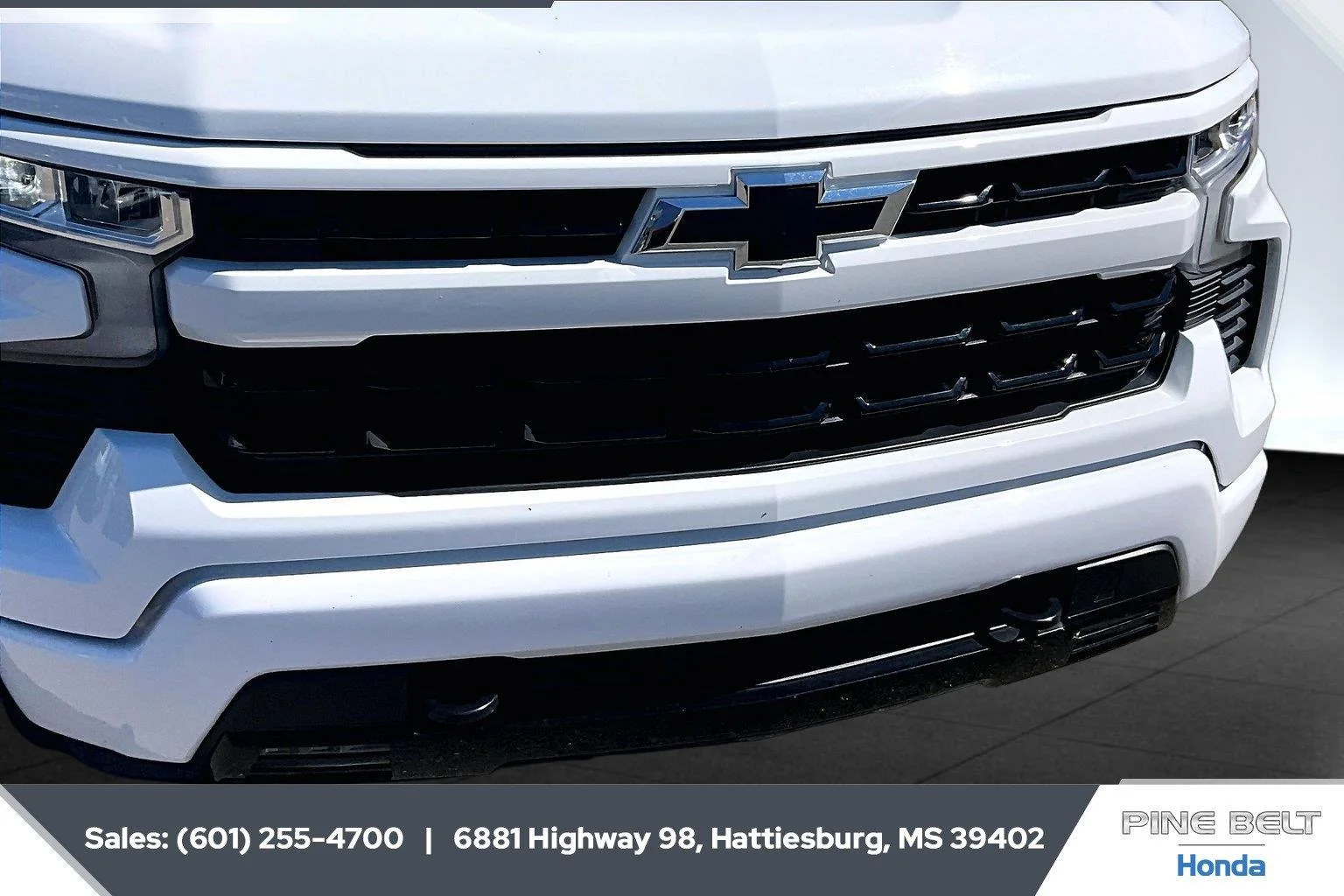 Used 2026 Summit White Chevrolet RST image 21