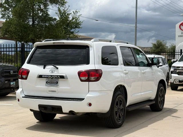 Certified Used 2020 ICE CAP Toyota SR5 image 4