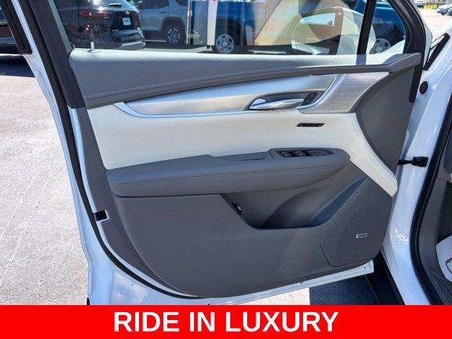 Used 2024 White Cadillac Premium Luxury image 12