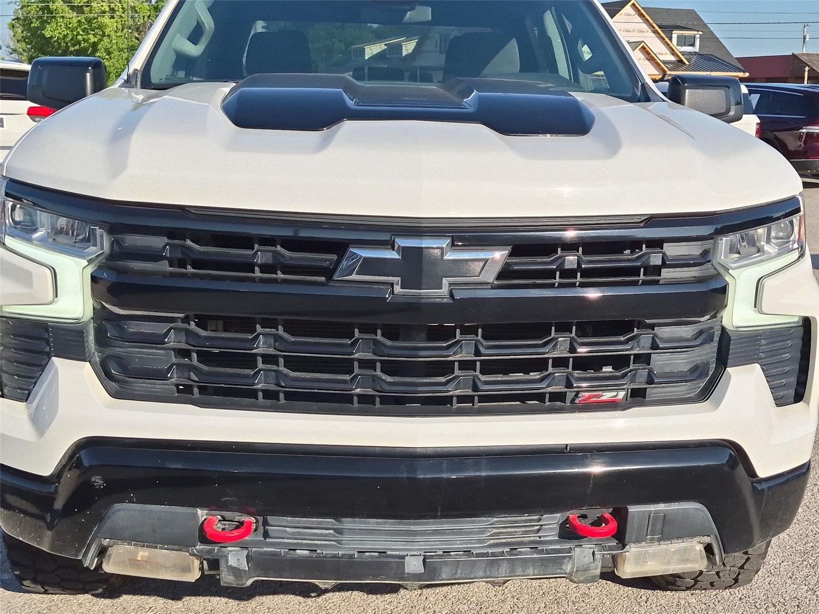 Used 2023 Summit White Chevrolet LT Trail Boss image 14