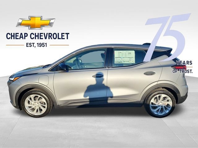 2027 Chevrolet Bolt LT - Photo 2