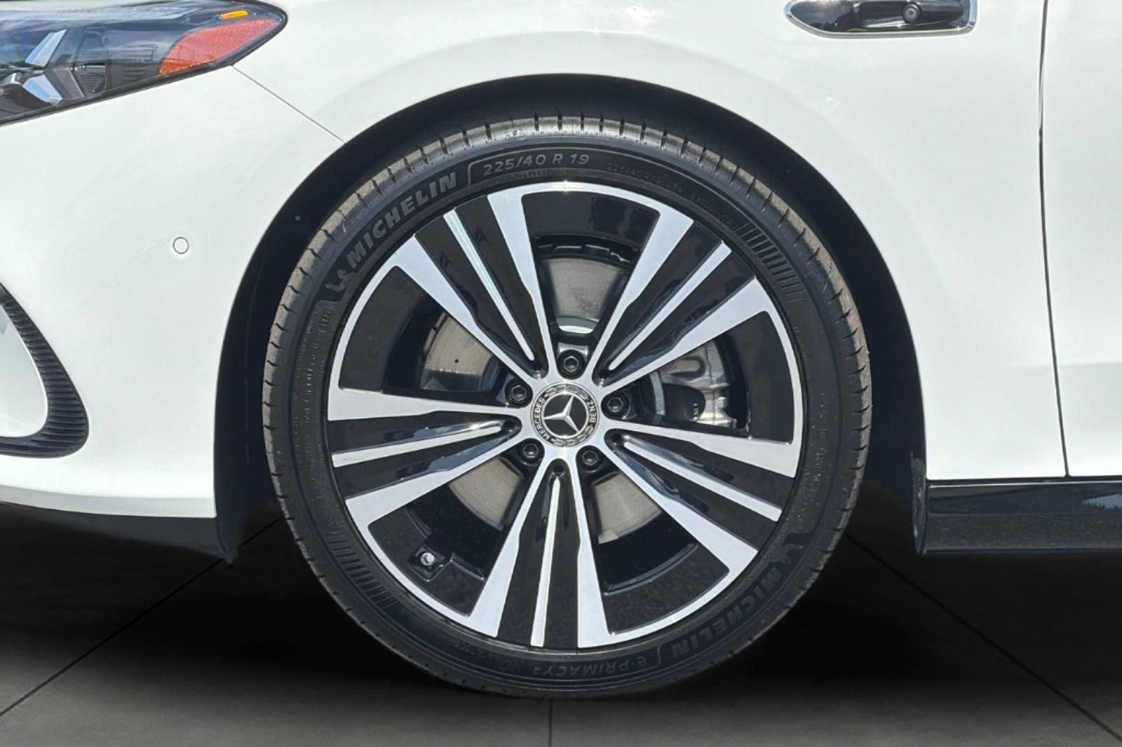New 2027 Polar White Mercedes-Benz CLA 350 image 4