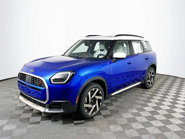 2026 MINI Cooper S Countryman Signature Plus