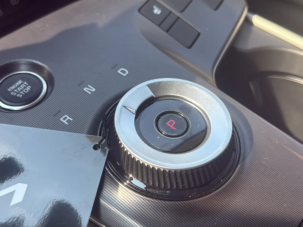 New 2027 Fusion Black Kia EX image 22