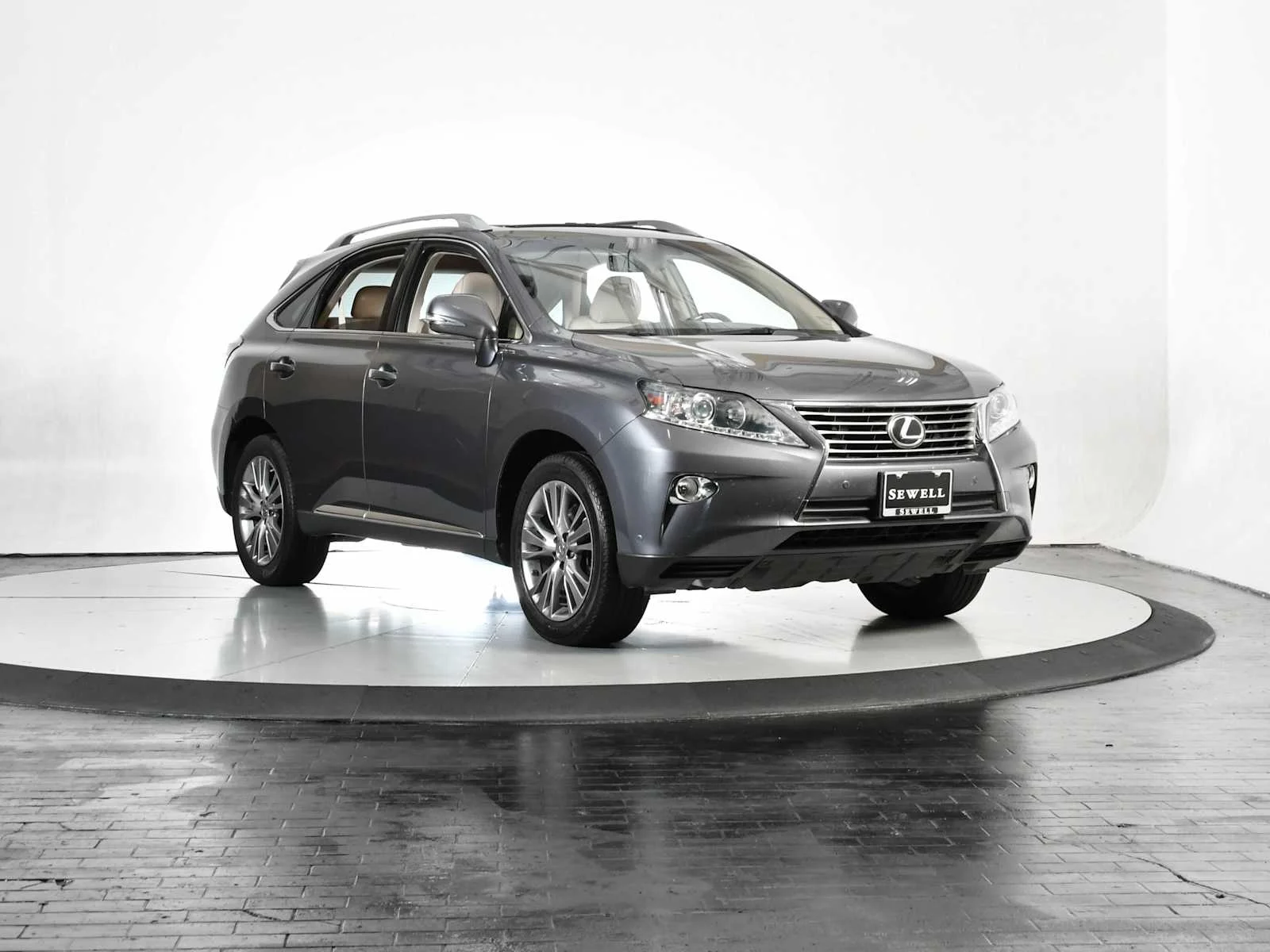 Used 2013 Nebula Gray Pearl Lexus  image 9