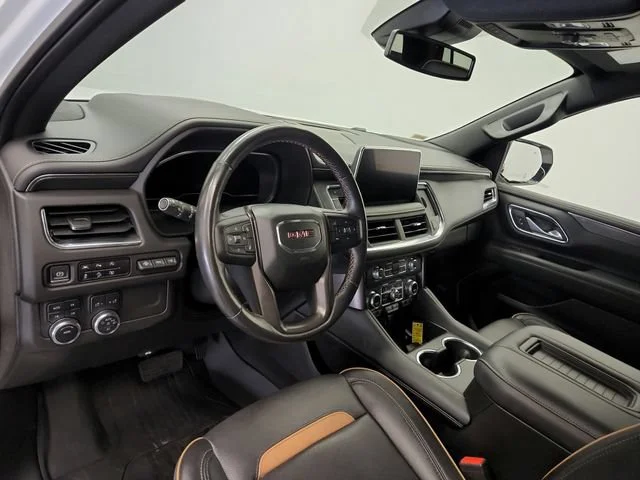2023 GMC Yukon AT4 - Photo 17
