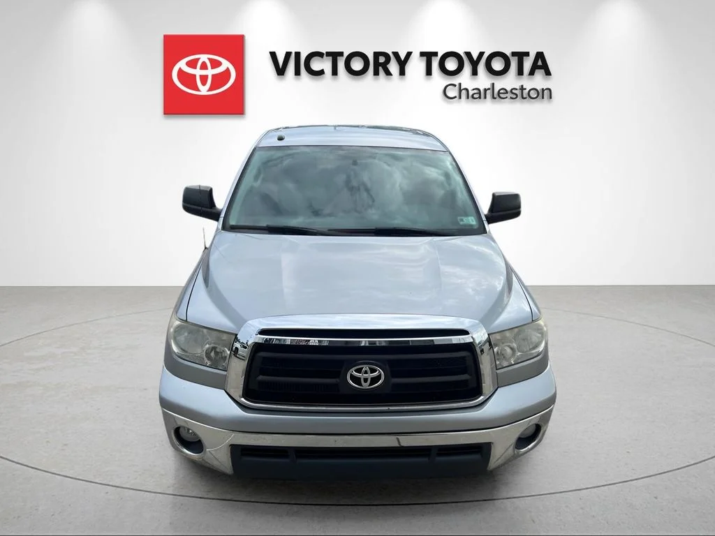 Used 2013 Silver Toyota Grade image 5