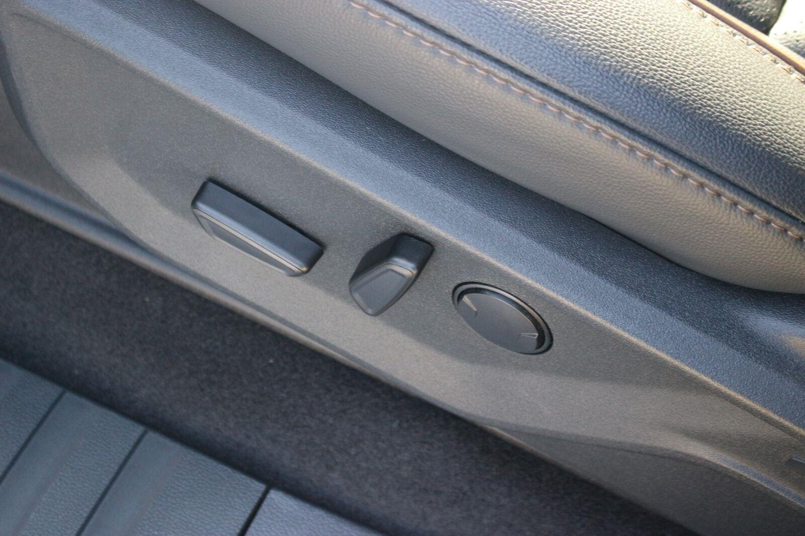 Used 2026 Silver Ford LARIAT image 20