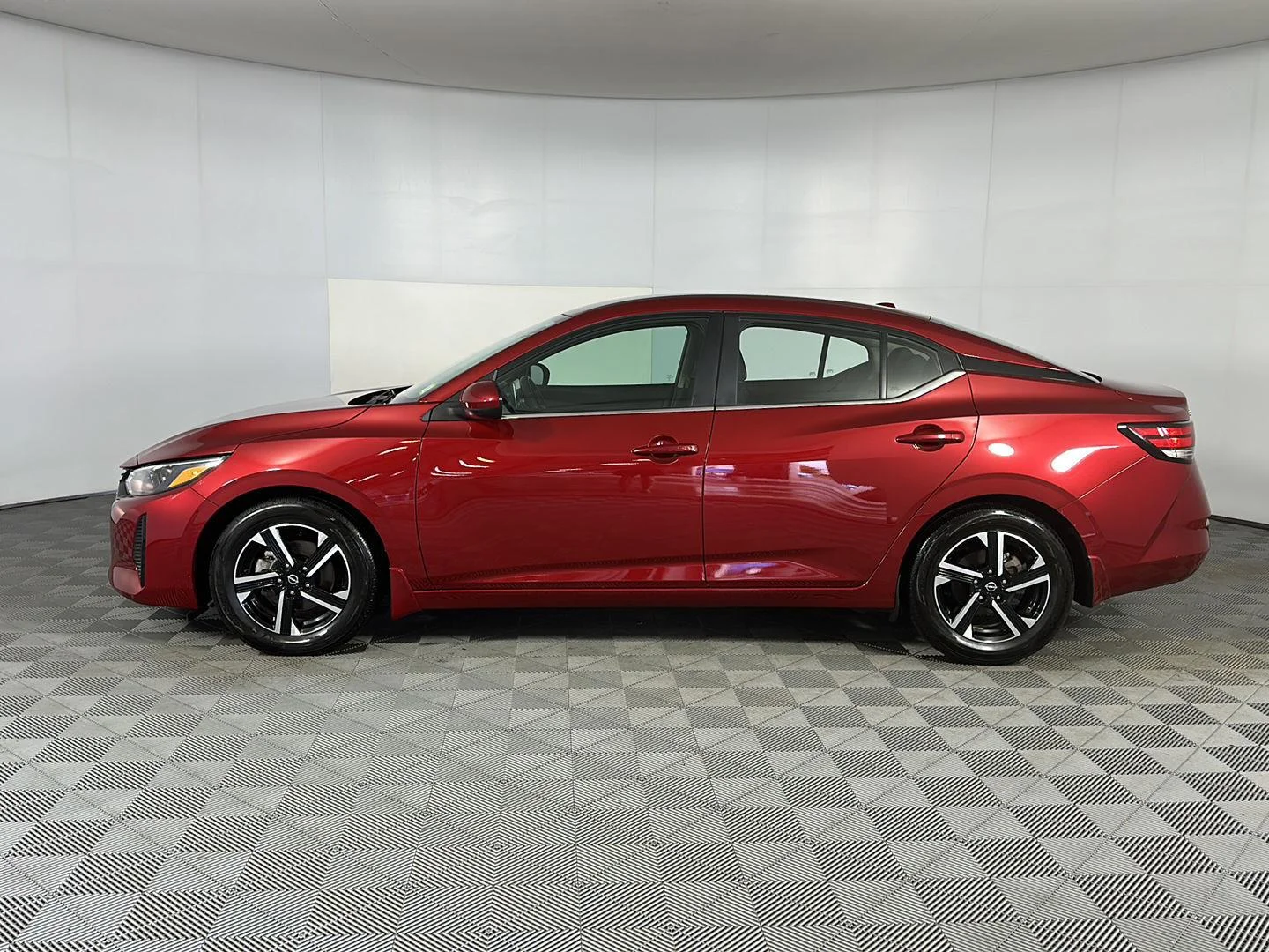 Used 2024 Scarlet Ember Tintcoat Nissan SV image 18