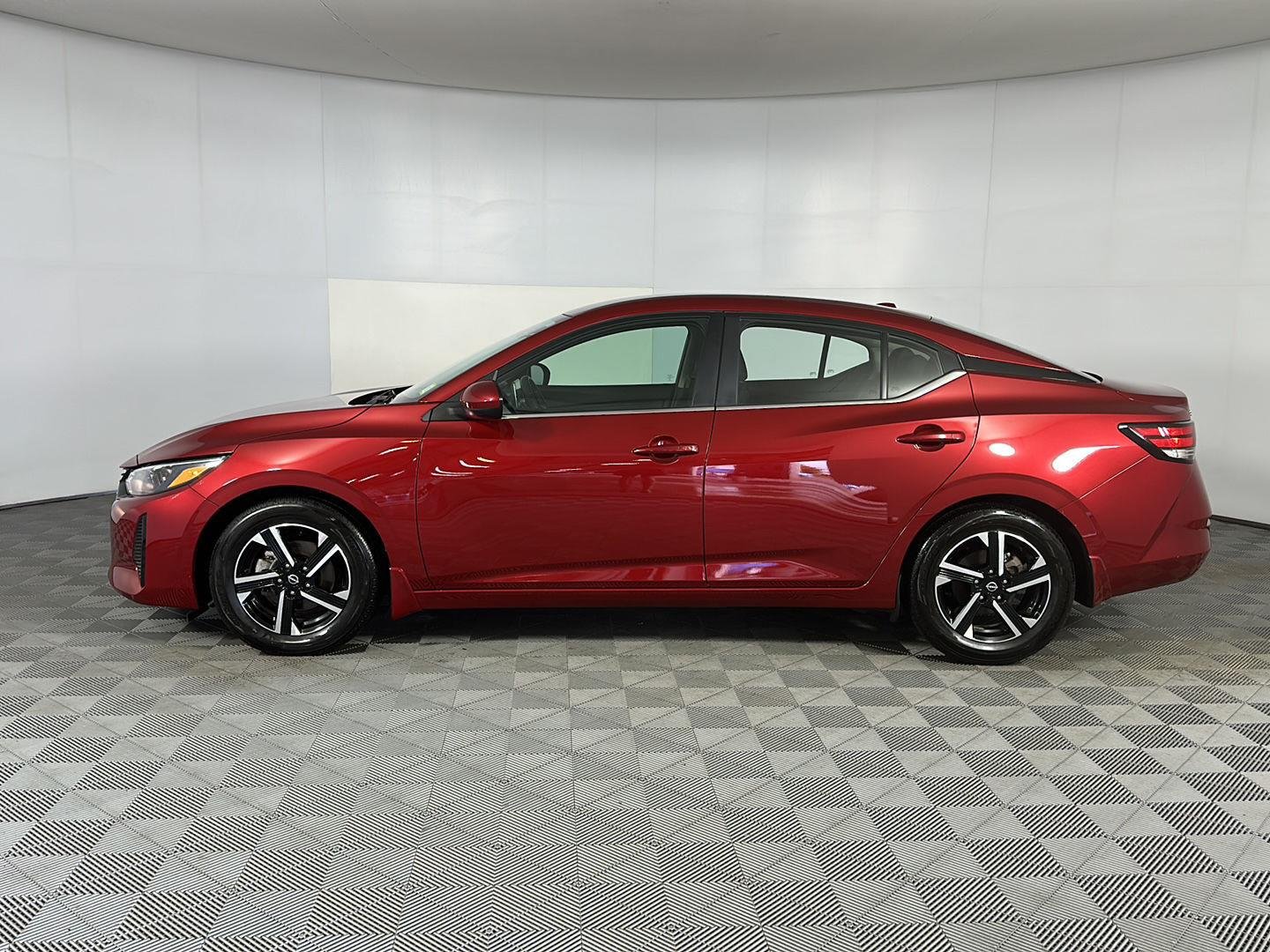Used 2024 Scarlet Ember Tintcoat Nissan SV image 18