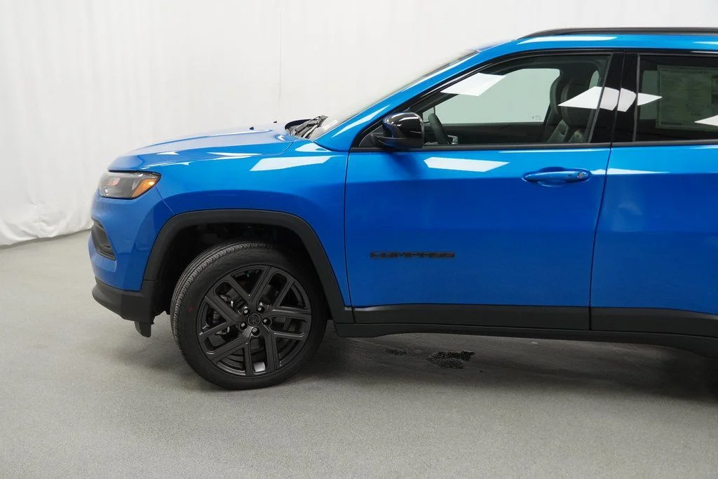 New 2026 Hydro Blue Pearlcoat Jeep Latitude image 15