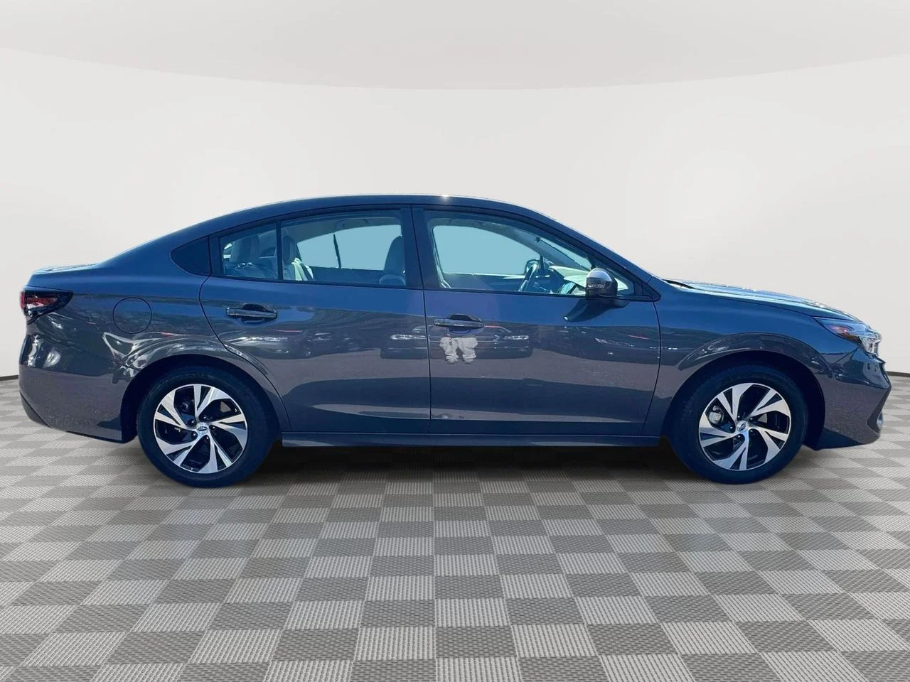 Used 2025 Magnetite Gray Metallic Subaru Premium image 9