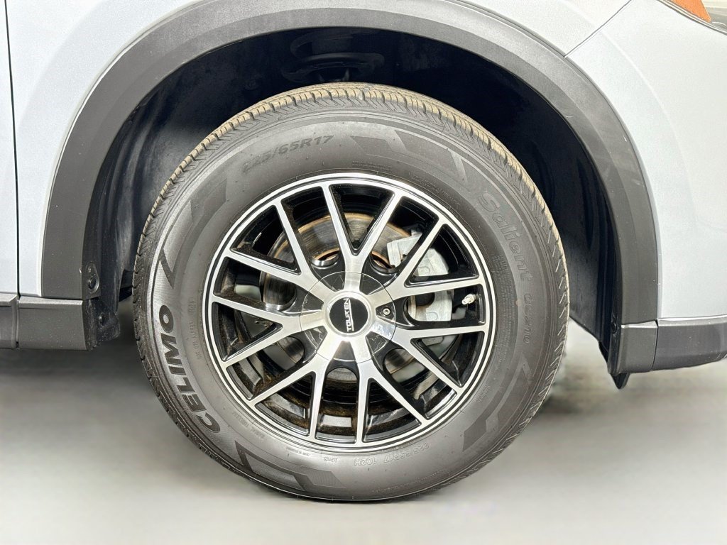 Used 2019 Sonic Silver Metallic Mazda Sport image 28