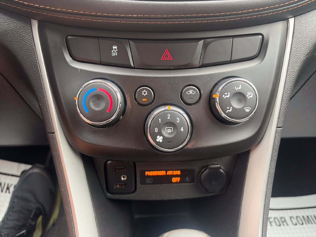 Used 2020 Silver Chevrolet LT image 18