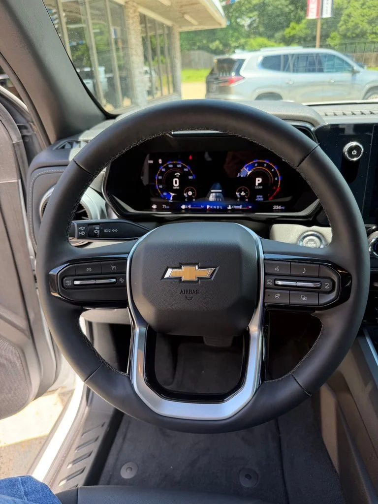 2026 Chevrolet Colorado LT - Photo 14