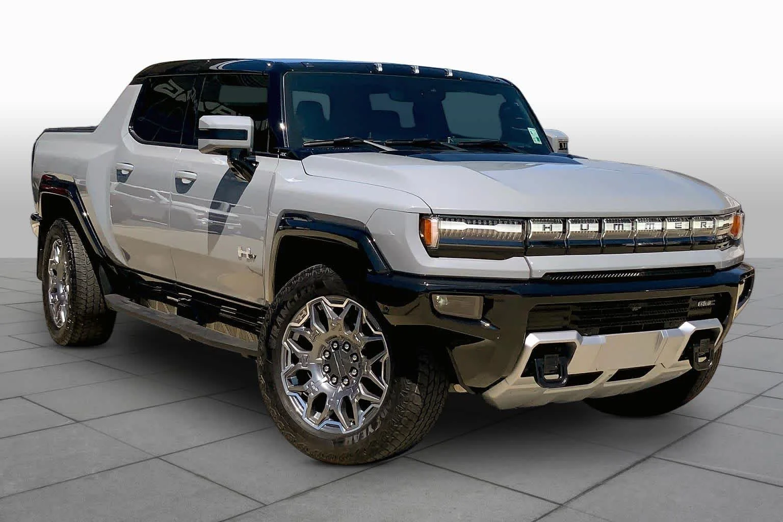 Used 2025 GMC HUMMER EV 2X with VIN 1GT40BDD9SU111989 for sale in Shreveport, LA