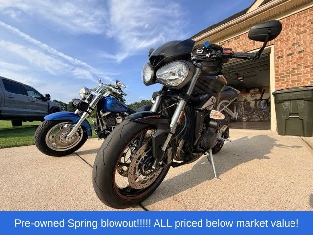 Used 2018 Black Triumph motorcycle image 4