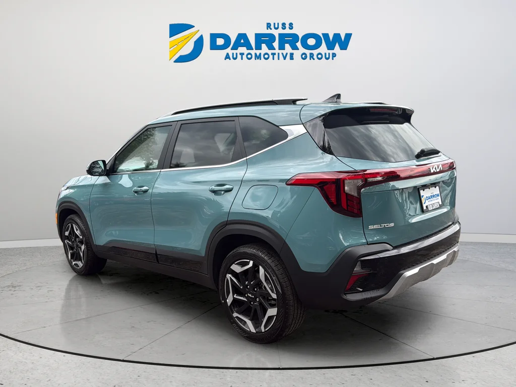 Used 2026 Blue Kia SX image 3