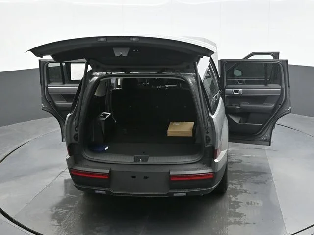 New 2026 Gray Hyundai SE image 27