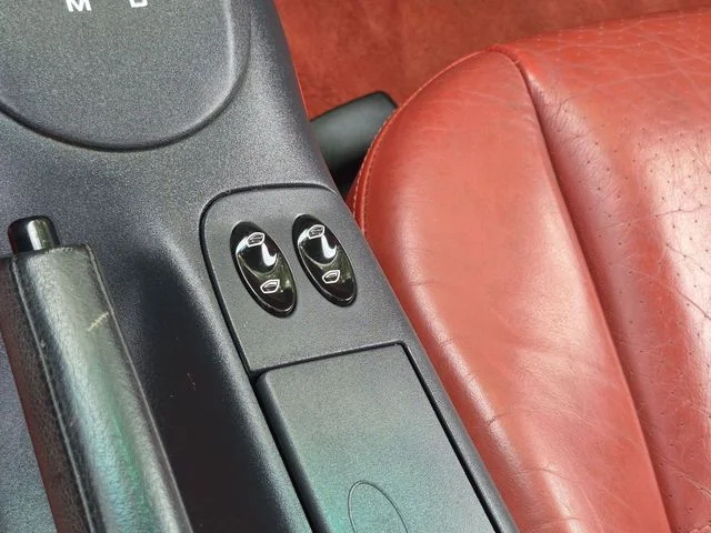 Used 1997  Porsche Base image 17