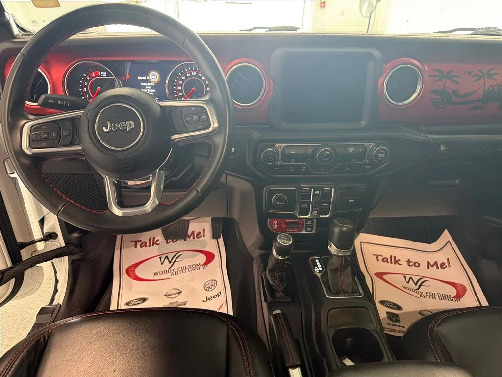 Used 2022 White Jeep Unlimited Rubicon image 16