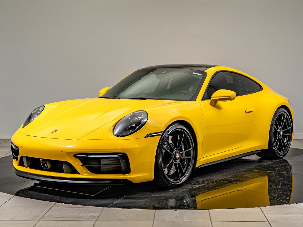 2024 Porsche 911 Carrera GTS