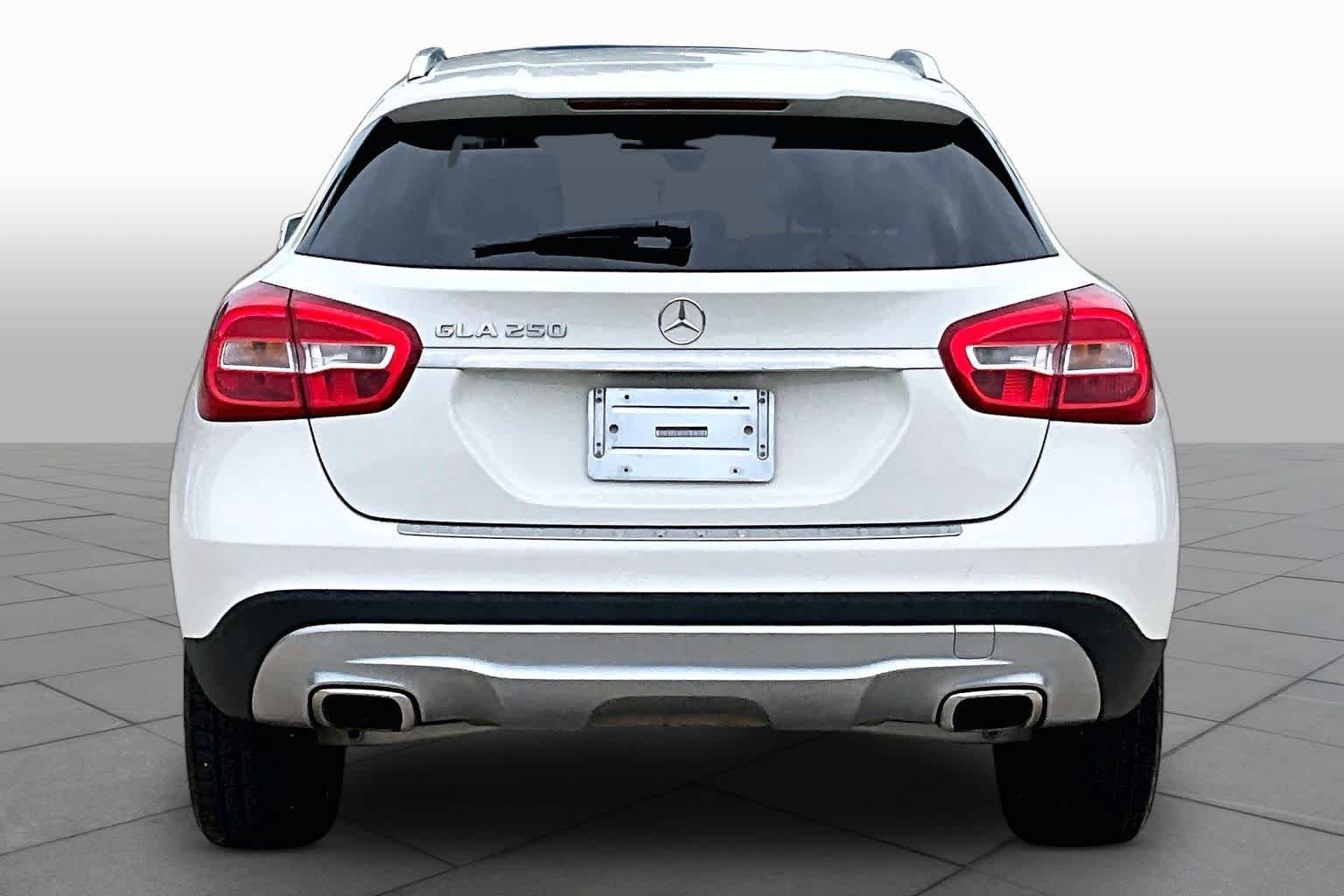 Used 2017 Cirrus White Mercedes-Benz GLA 250 image 5
