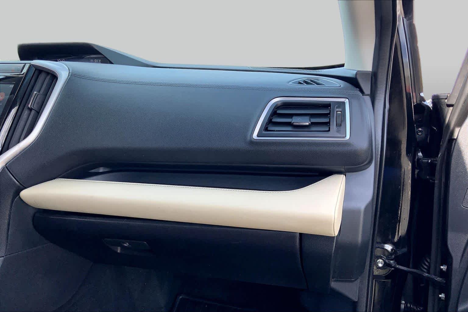 Used 2019 Crystal Black Silica Subaru Touring image 18