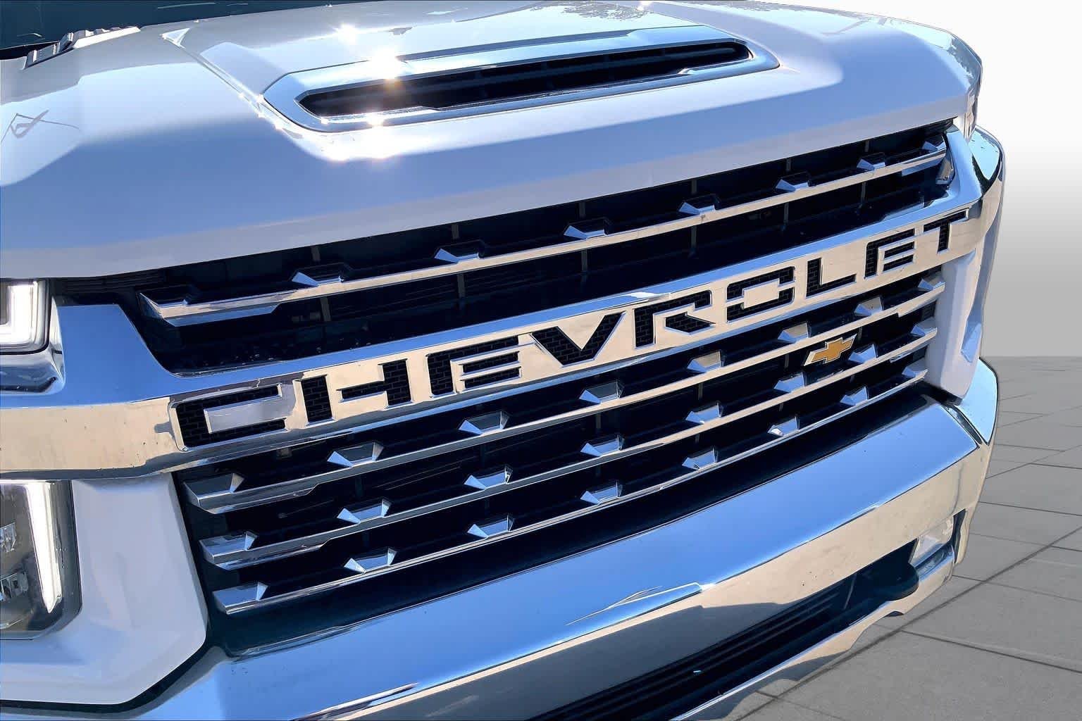 Used 2021 Summit White Chevrolet LTZ image 46
