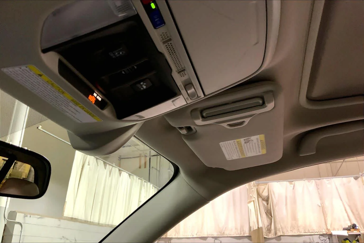 Used 2019 Crystal White Pearl Subaru Limited image 70