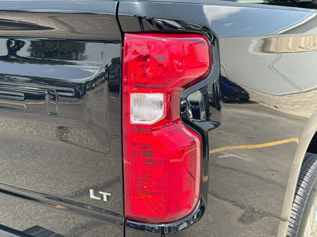 Used 2020 Black Chevrolet LT image 32