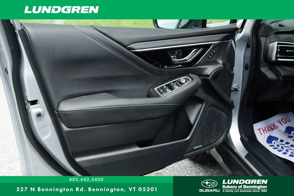 Used 2022 Silver Subaru Limited image 9