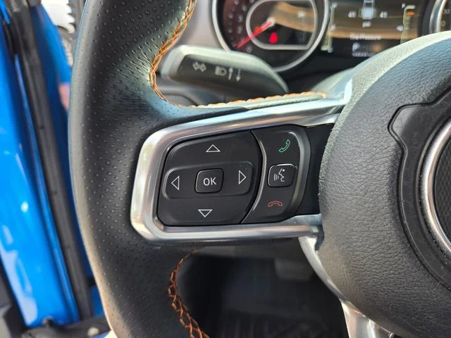 Certified Used 2020 Blue Jeep Mojave image 29