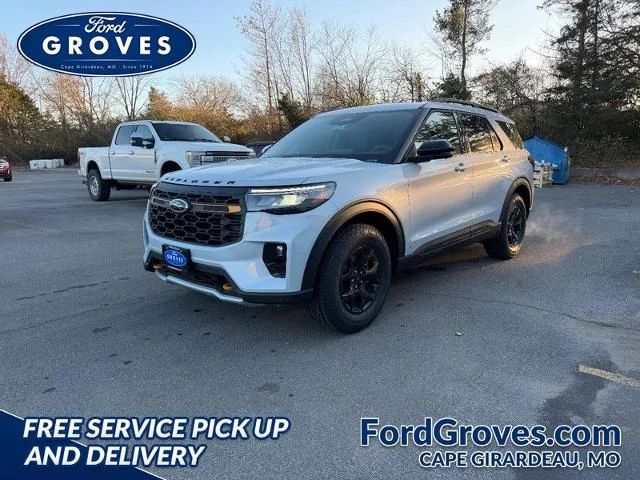 New 2026 Space White Metallic Ford Tremor® image 27