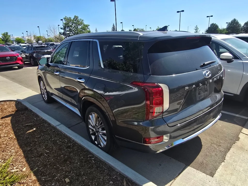 Used 2020 Steel Graphite Hyundai Limited image 13