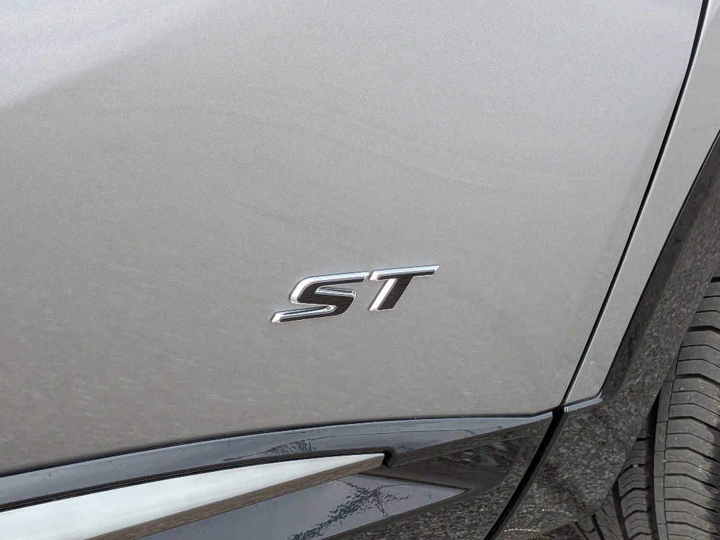 New 2026 Moonstone Gray Metallic Buick Sport Touring image 24