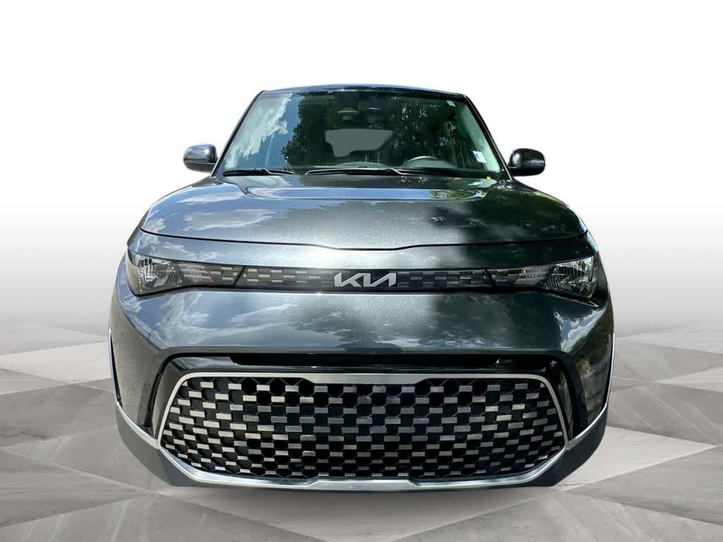 Used 2023 Gravity Gray Kia EX image 3