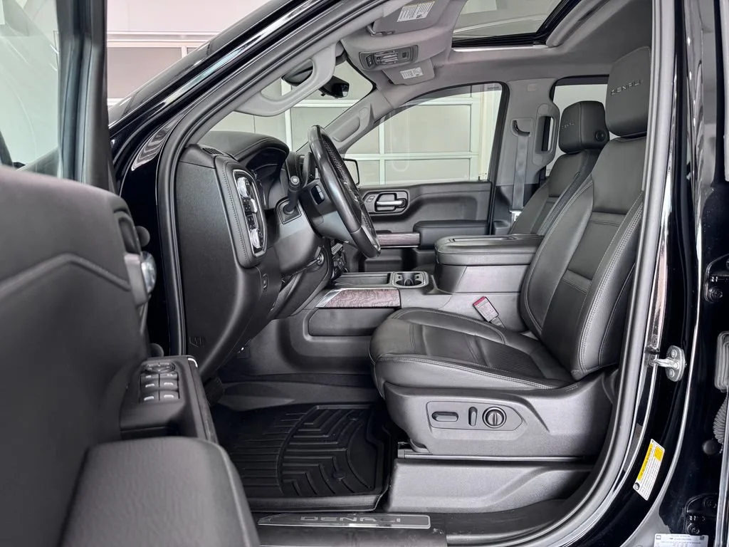 Certified Used 2022 Onyx Black GMC Denali image 11
